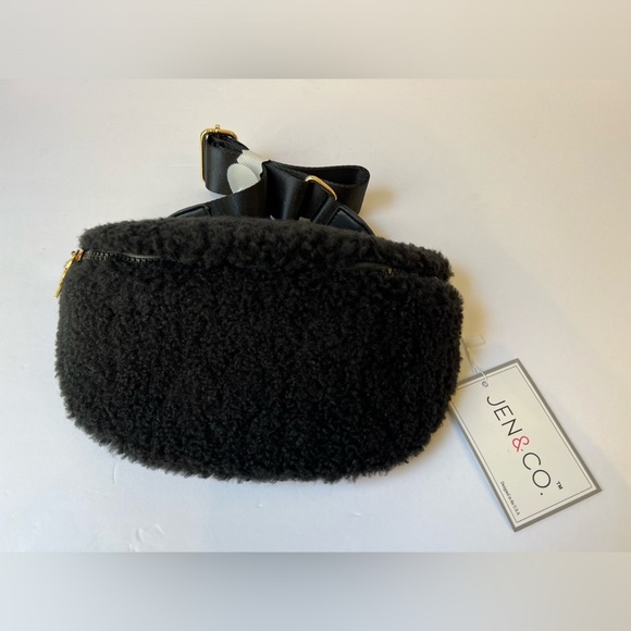 NWT Jen&Co Jesslyn Sherpa Belt Bag Black - Picture 3 of 13